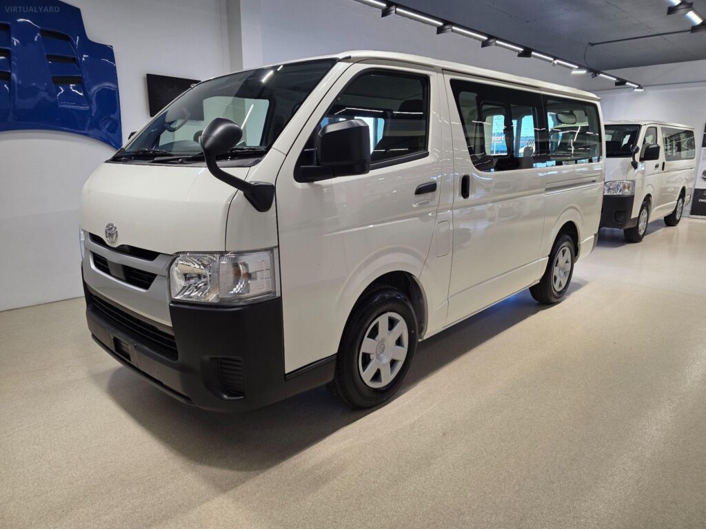 2023 TOYOTA HIACE DX LWB GDH201