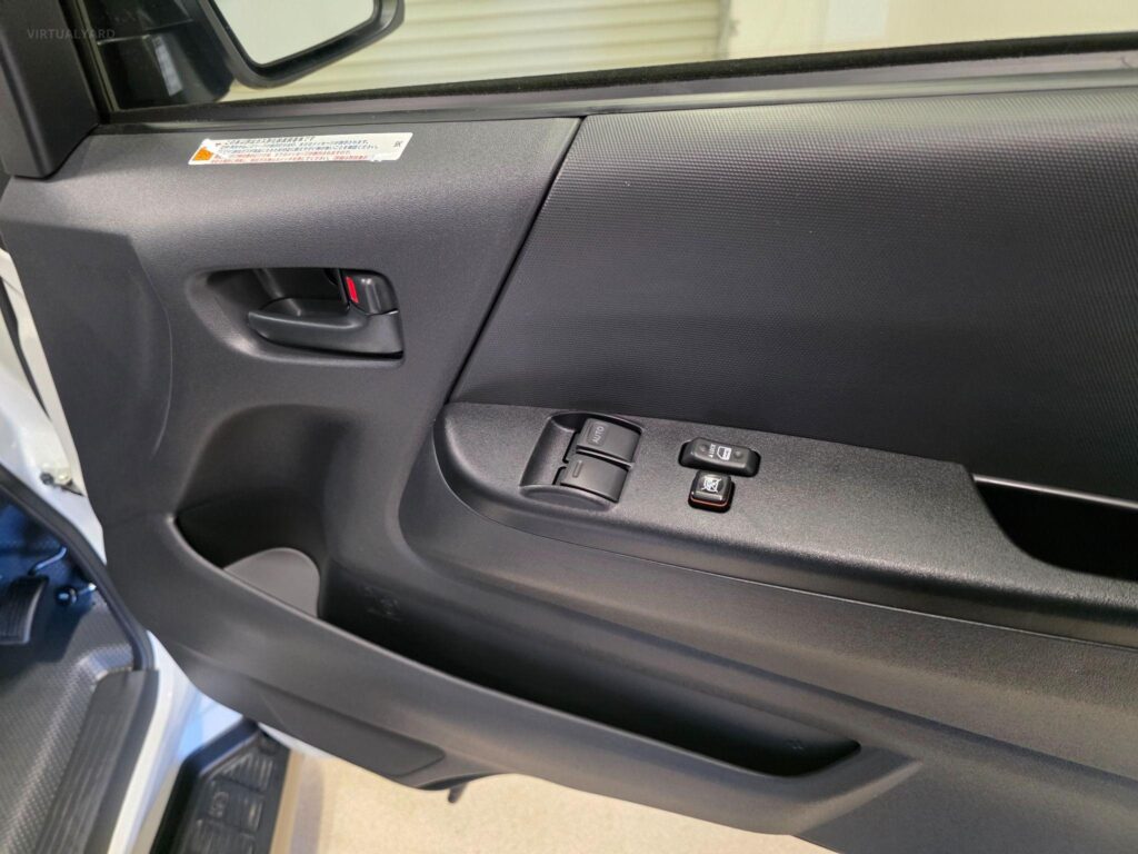 2023 TOYOTA HIACE DX LWB GDH201