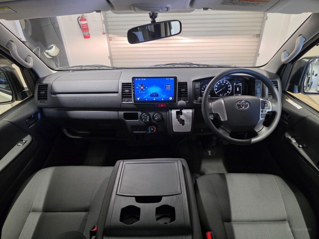 2023 TOYOTA HIACE DX LWB GDH201