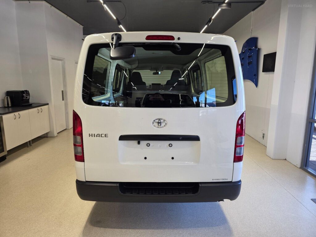 2023 TOYOTA HIACE DX LWB GDH201