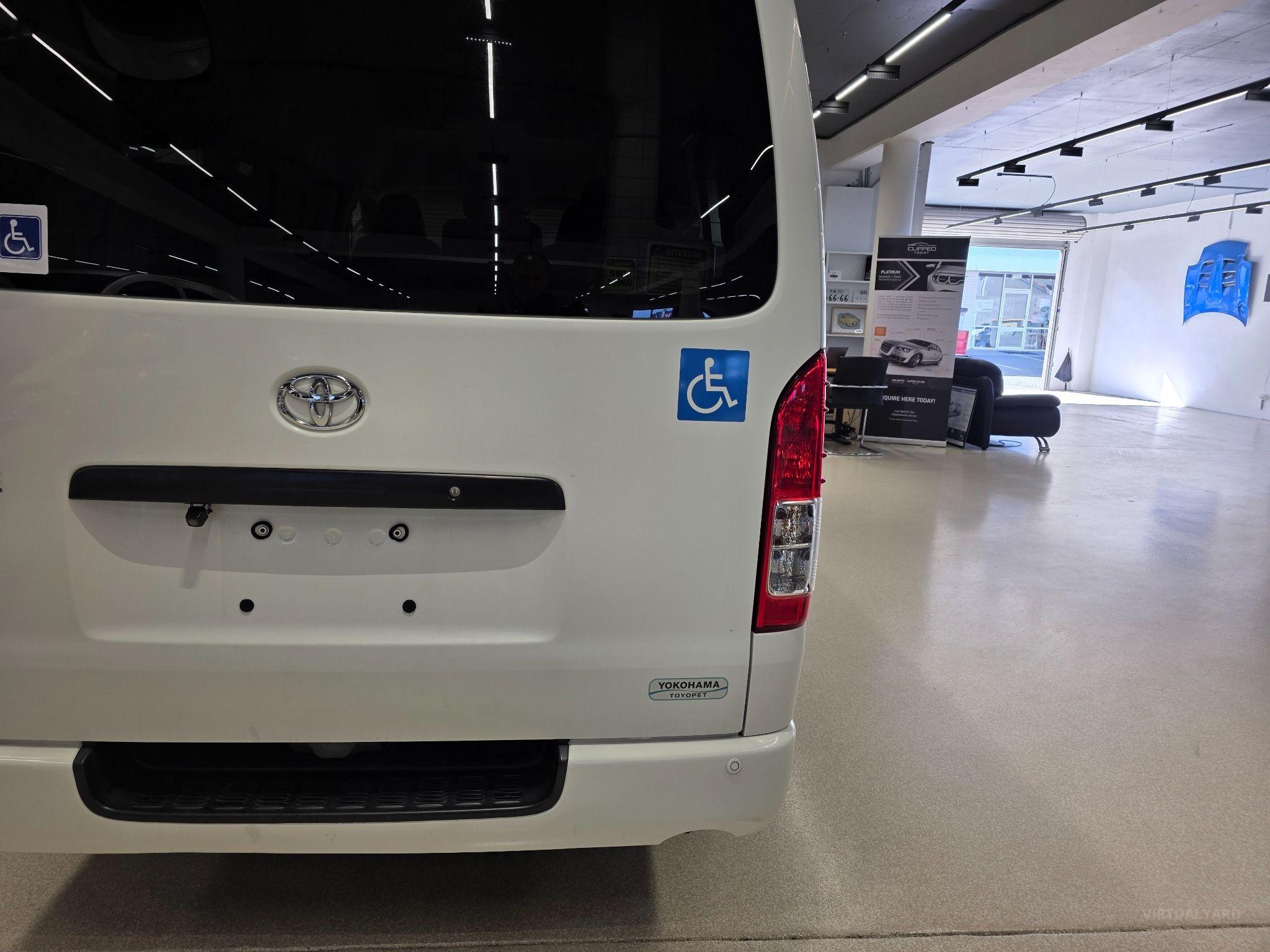 2017 TOYOTA HIACE Welcab TRH200