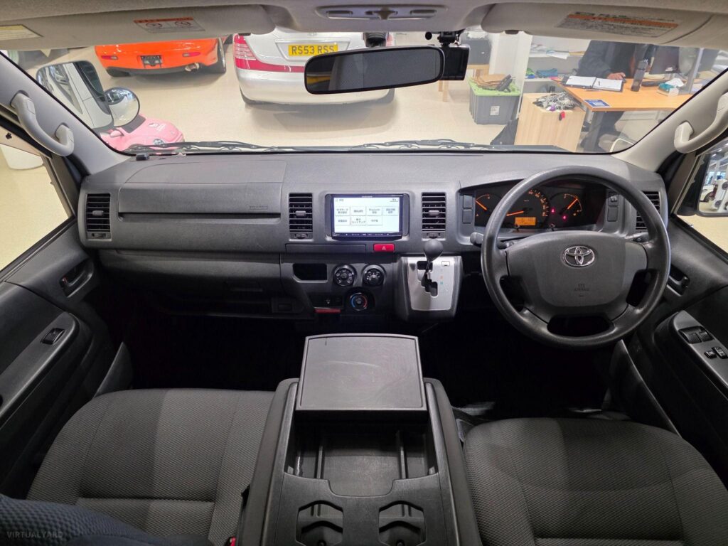 2017 TOYOTA HIACE Welcab TRH200