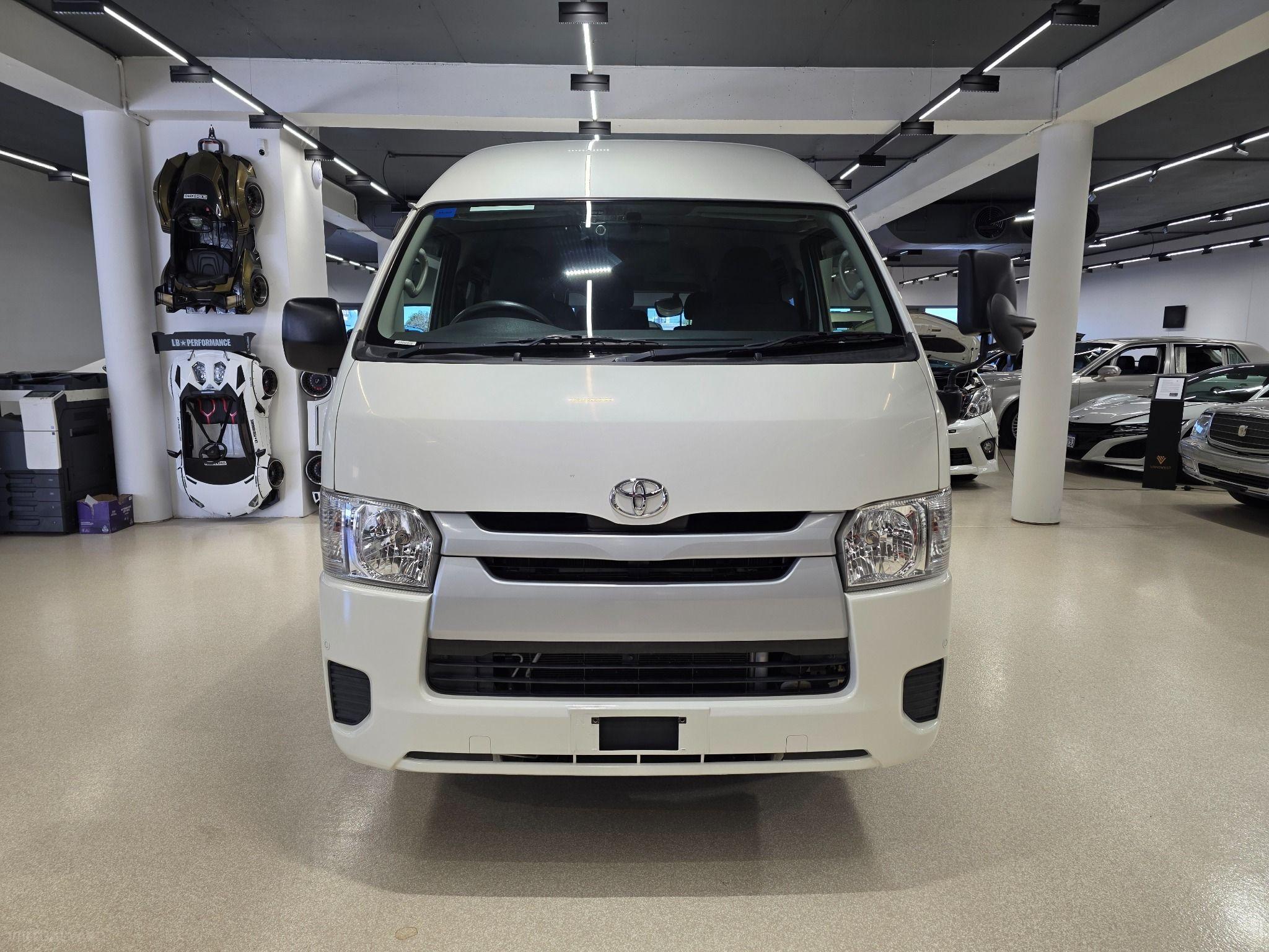 2017 TOYOTA HIACE Welcab TRH200