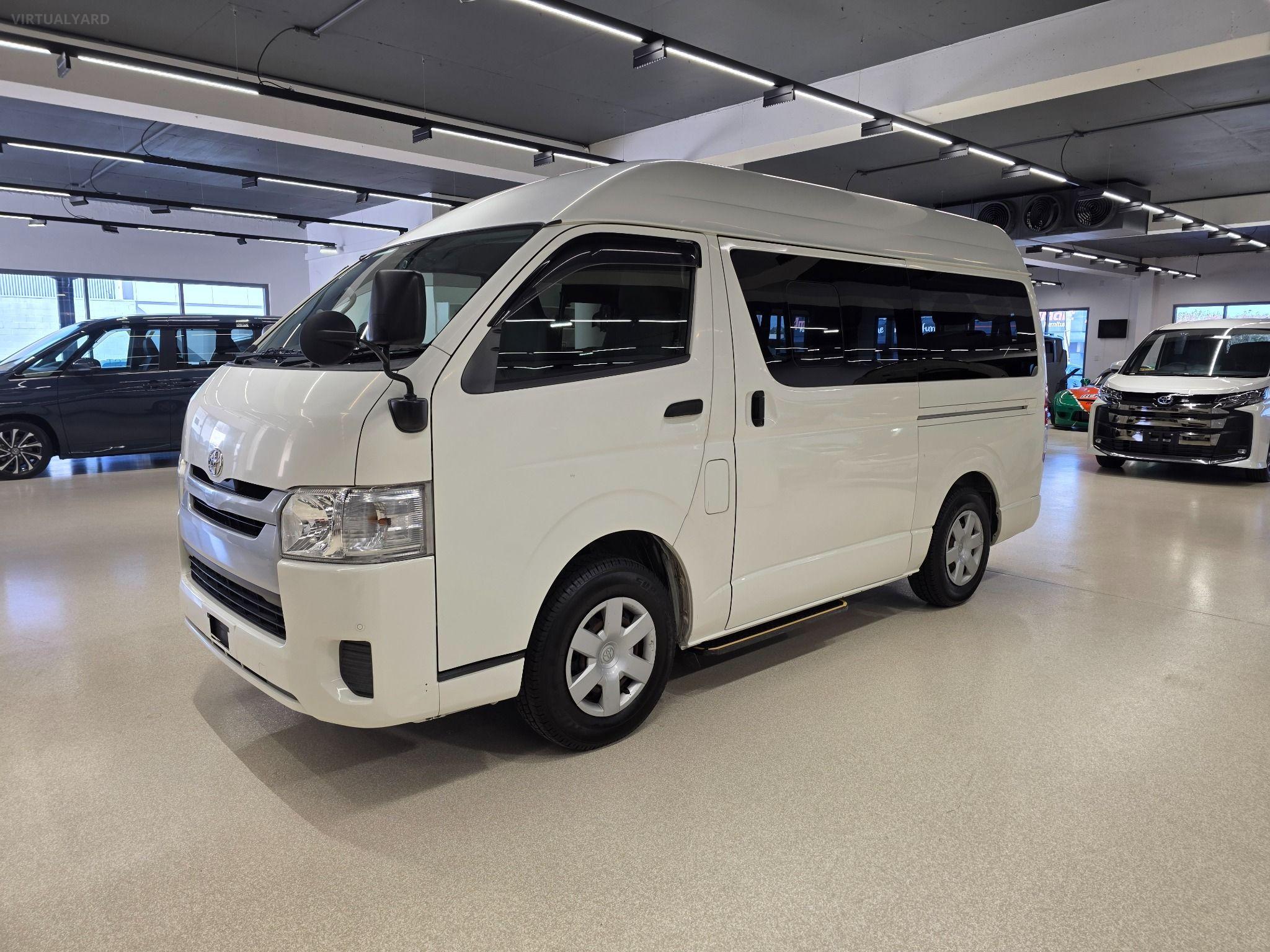 2017 TOYOTA HIACE Welcab TRH200