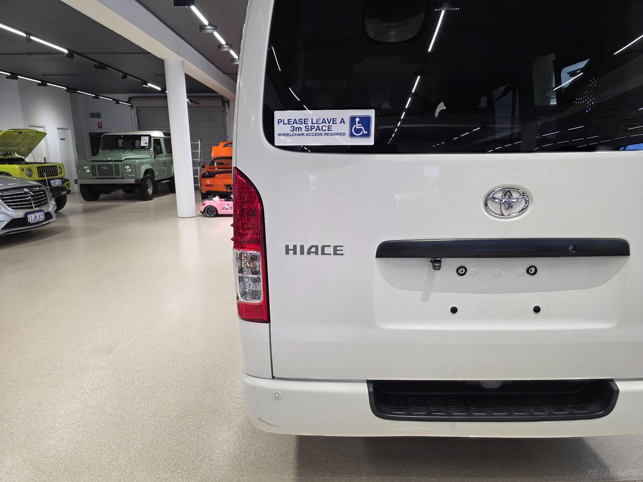 2017 TOYOTA HIACE Welcab TRH200