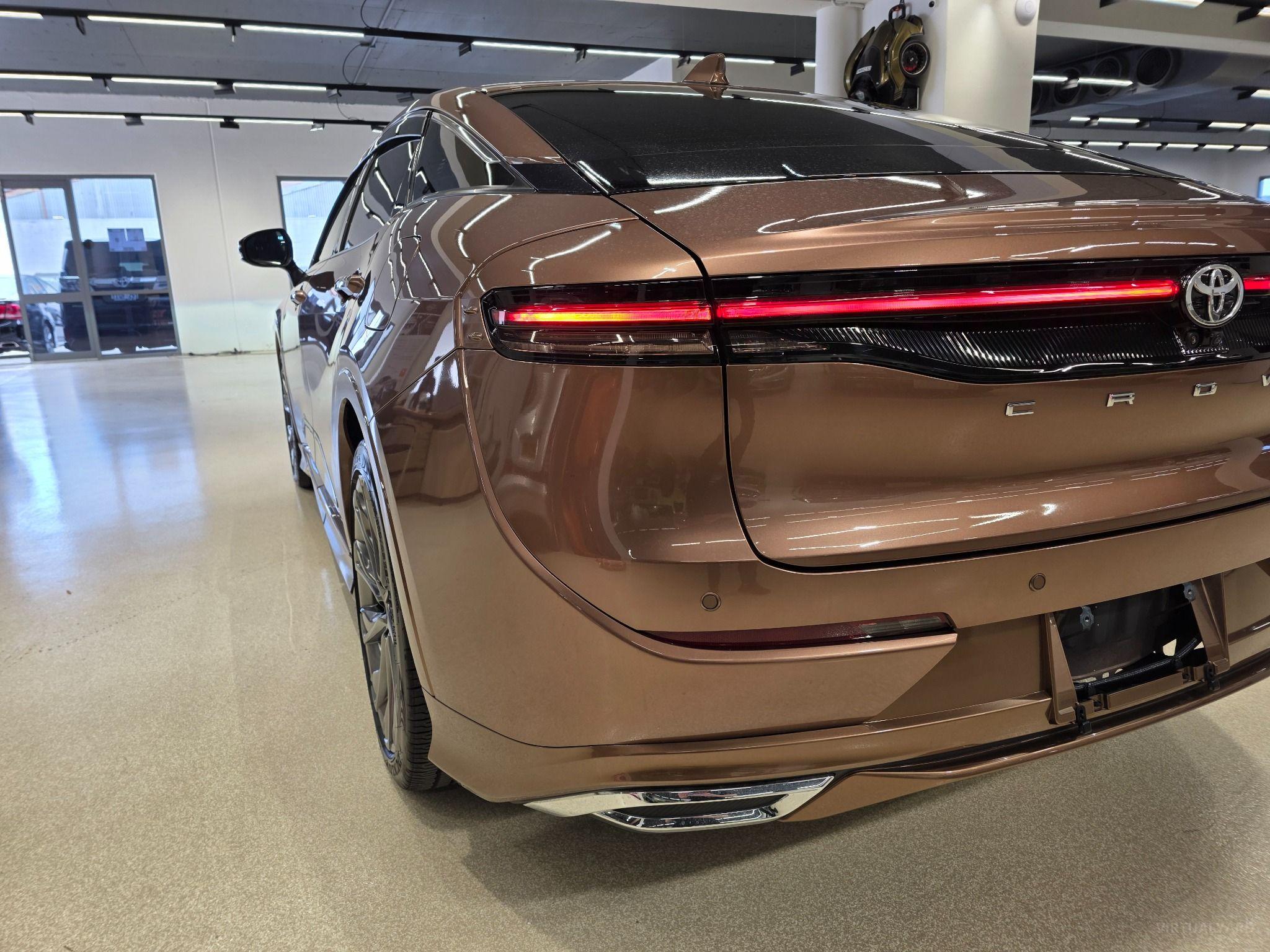 2023 TOYOTA CROWN CROSSOVER HYBRID AWD AZSH35