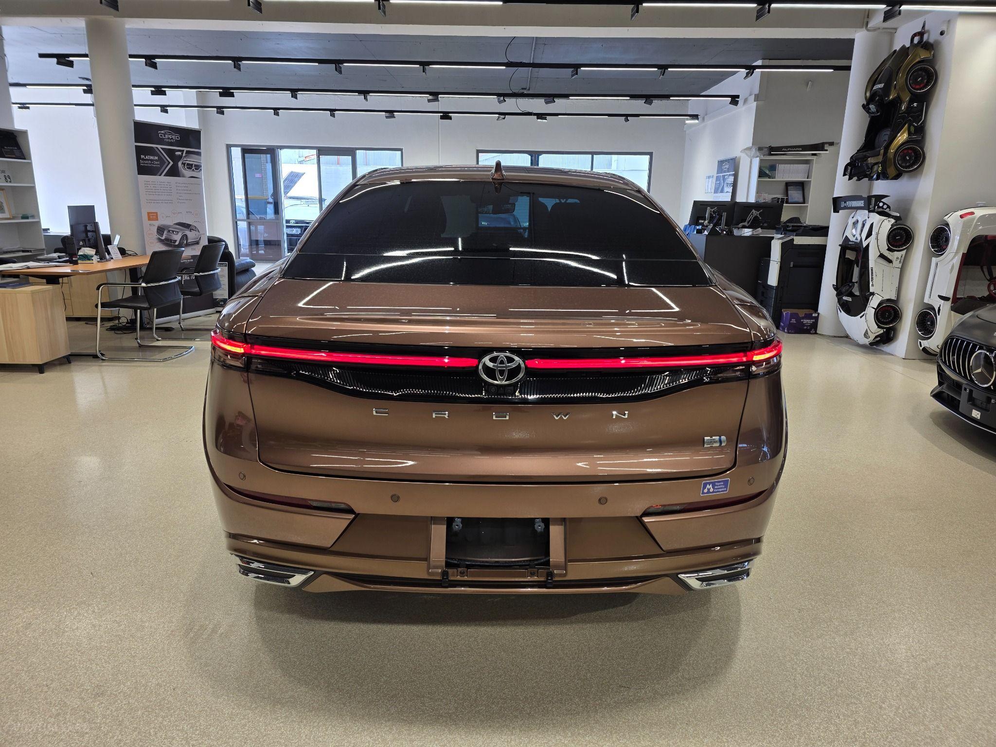 2023 TOYOTA CROWN CROSSOVER HYBRID AWD AZSH35