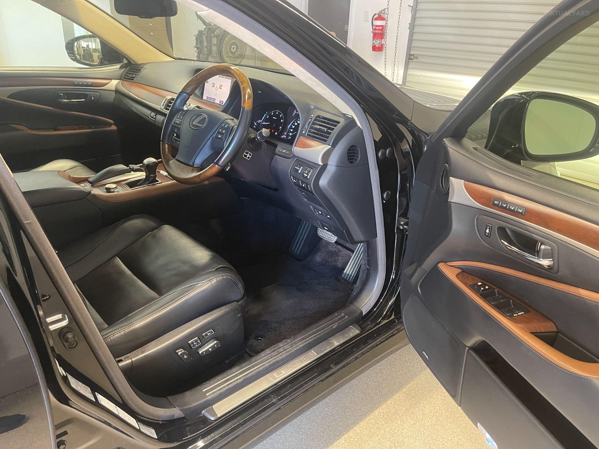 2014 LEXUS LS460 C I PACKAGE AWD USF45