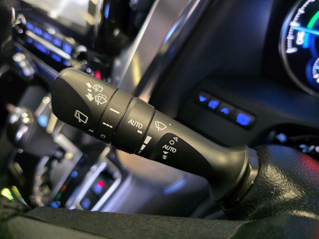 2015 TOYOTA ALPHARD HYBRID AWD