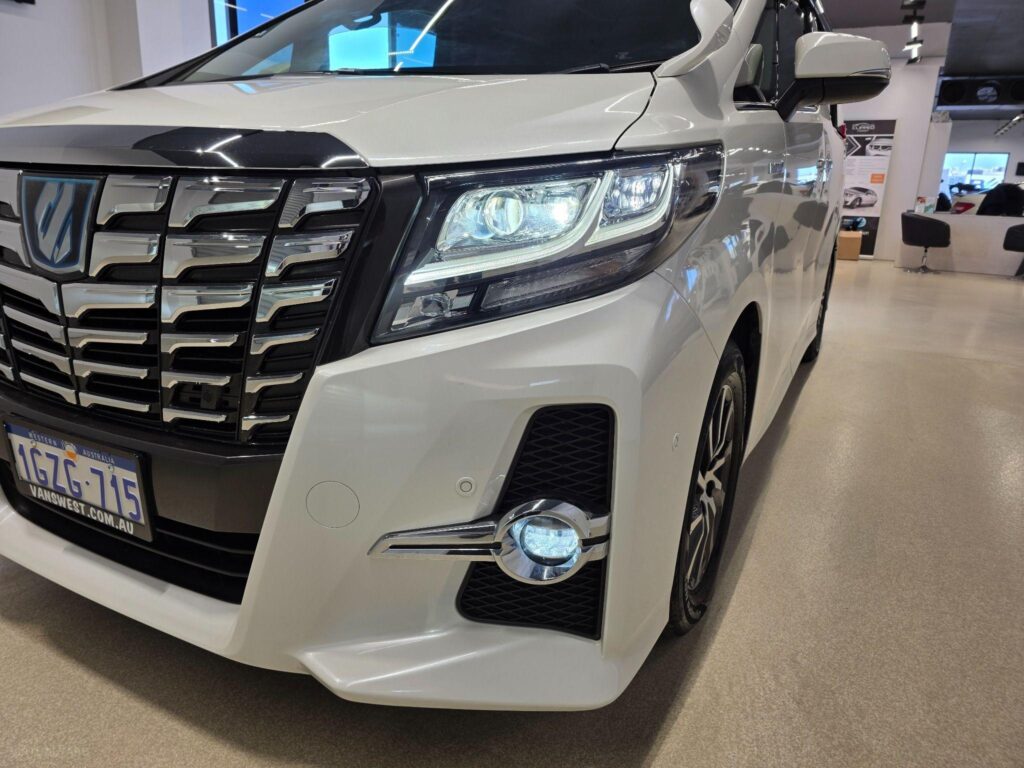 2015 TOYOTA ALPHARD HYBRID AWD