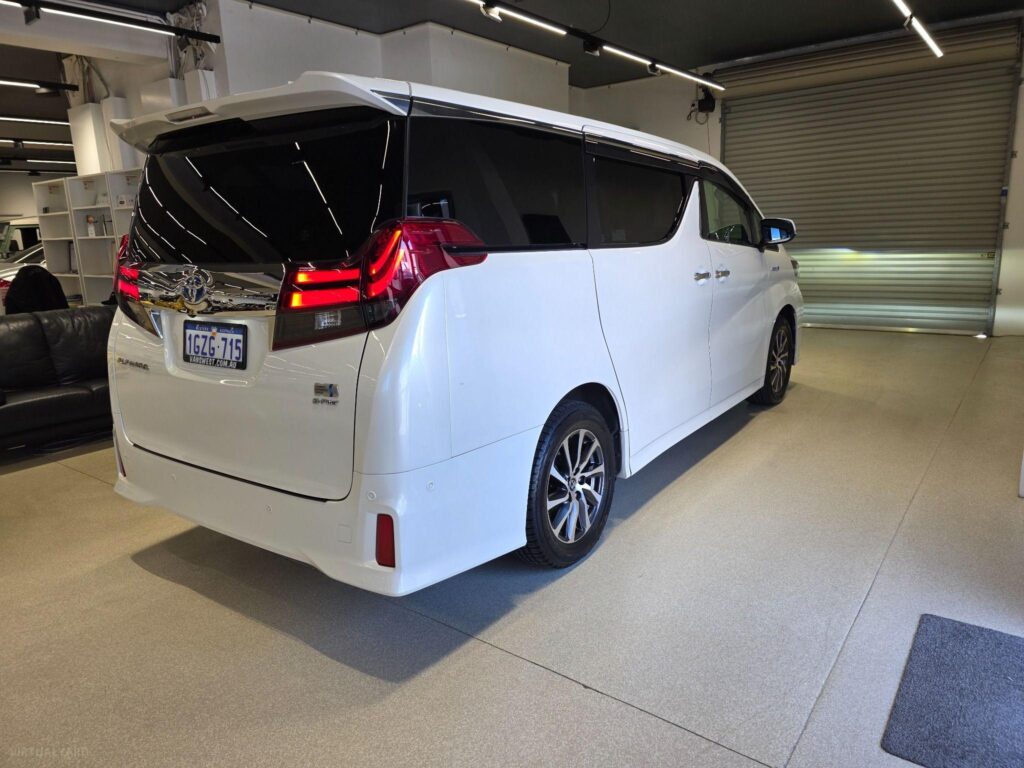 2015 TOYOTA ALPHARD HYBRID AWD