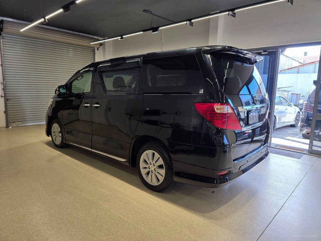2011 TOYOTA ALPHARD GGH20 V6