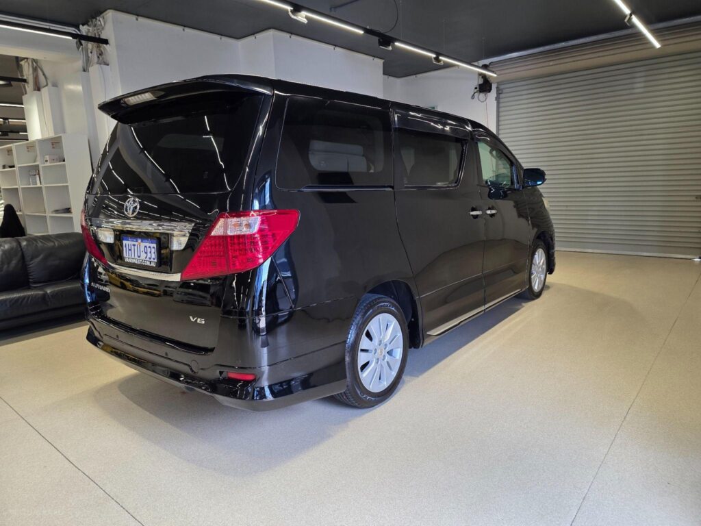 2011 TOYOTA ALPHARD GGH20 V6