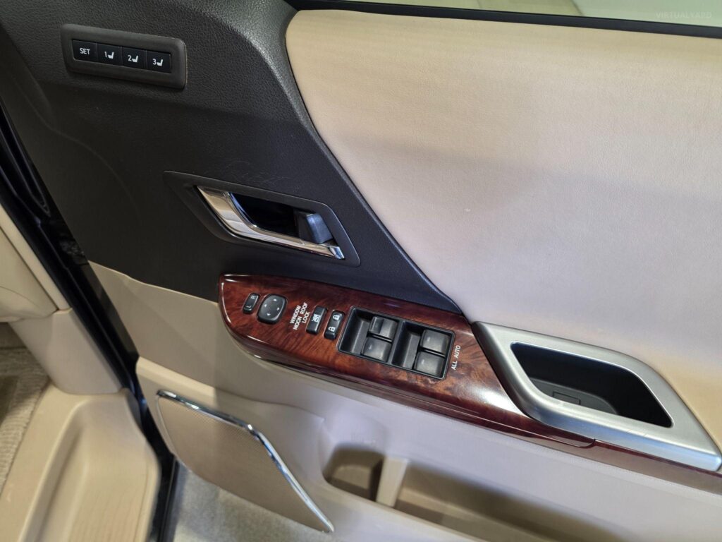 2011 TOYOTA ALPHARD GGH20 V6
