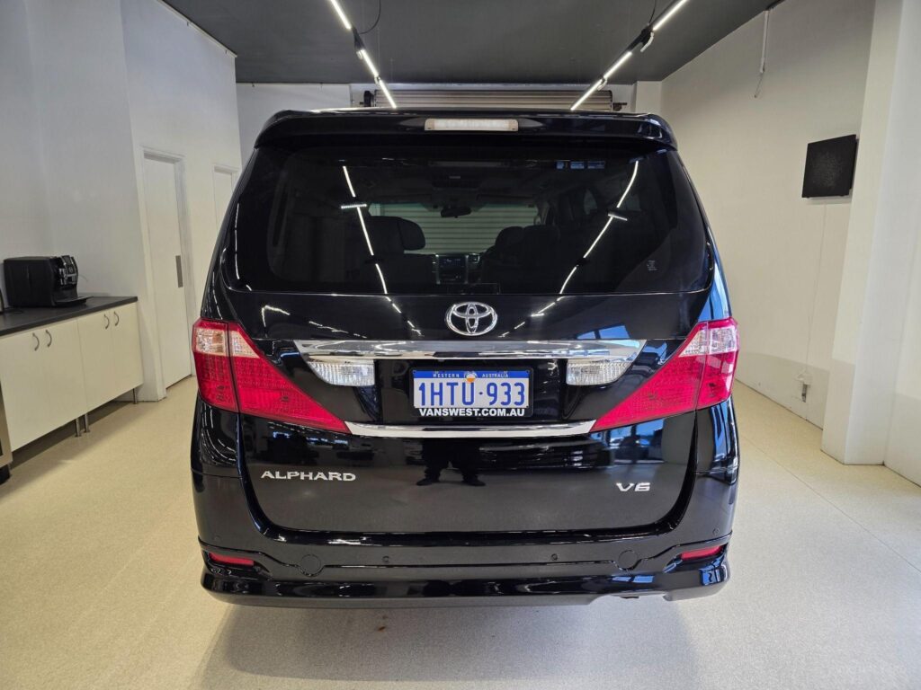 2011 TOYOTA ALPHARD GGH20 V6