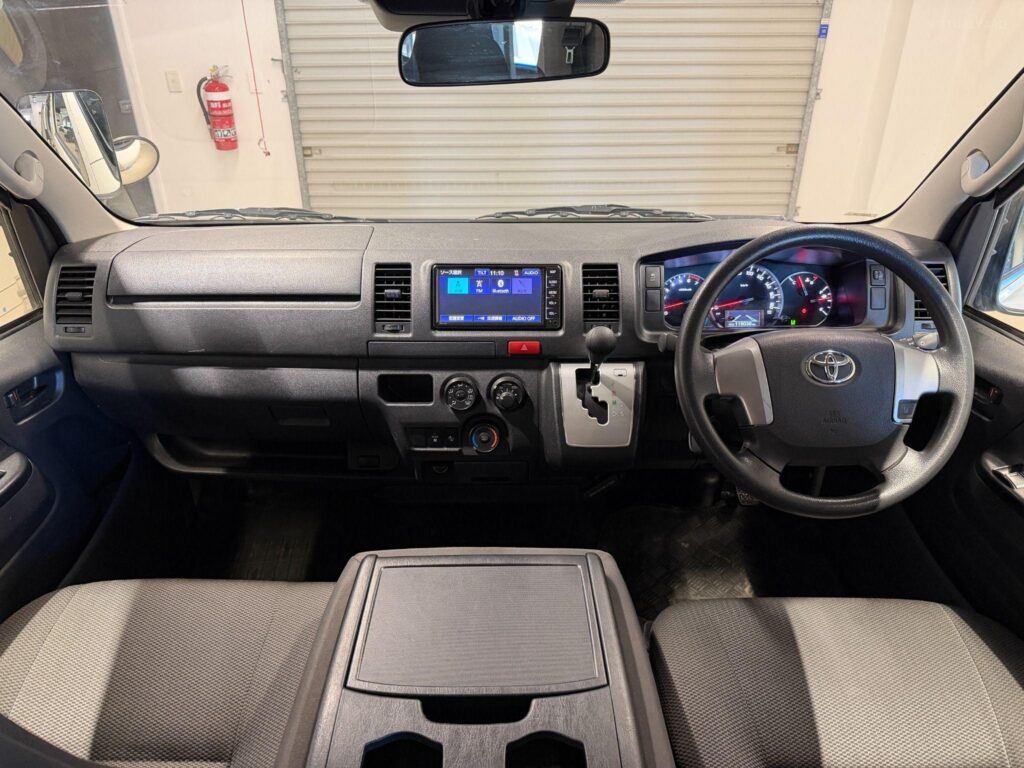2019 TOYOTA HIACE LWB TRH200