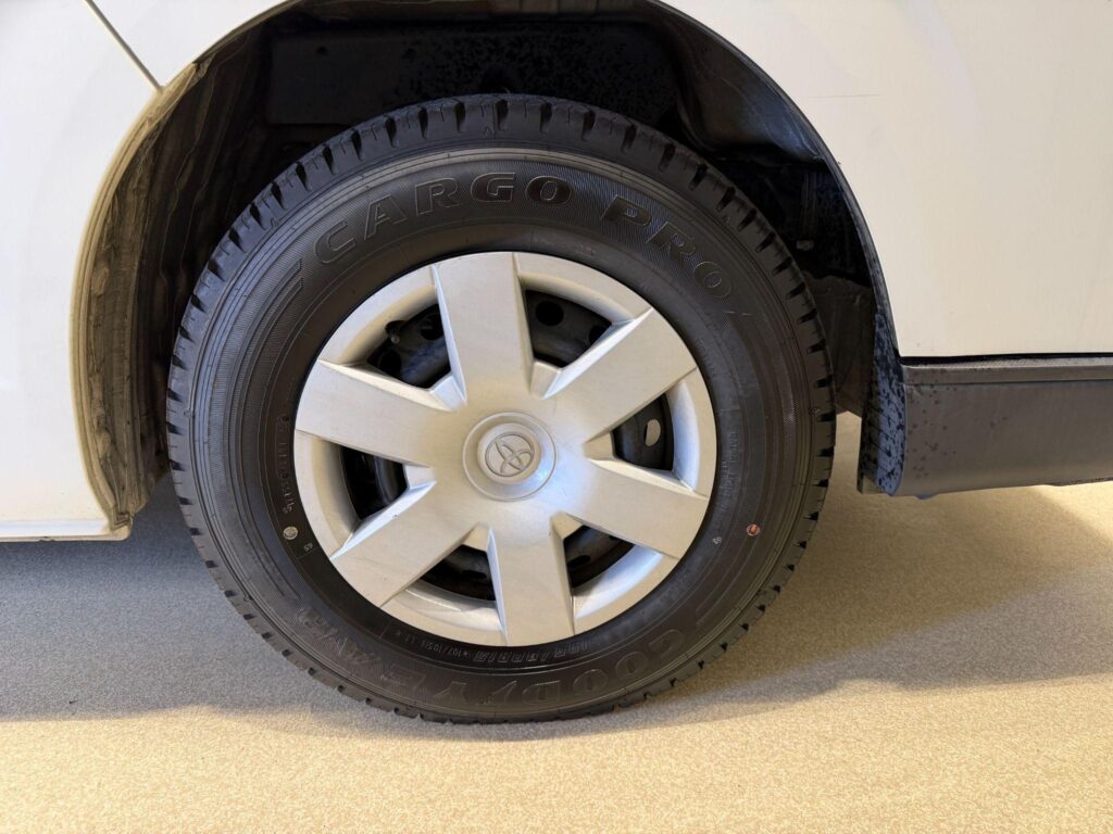 2019 TOYOTA HIACE LWB TRH200