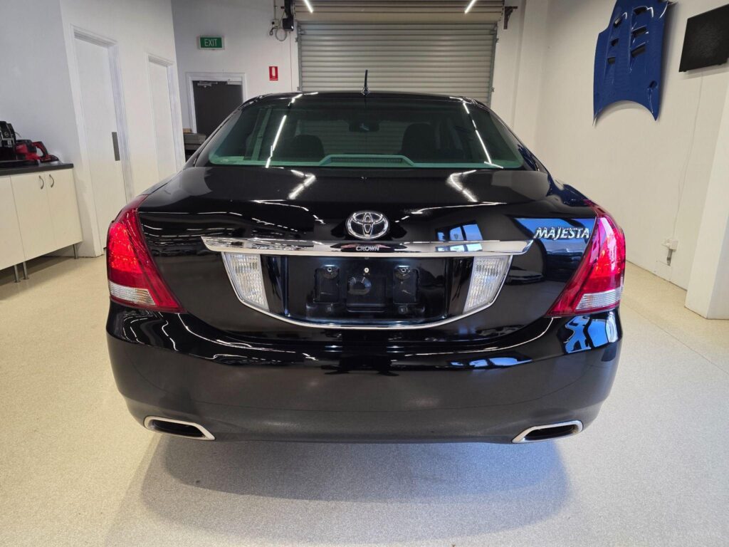 2010 Toyota Crown MAJESTA C-TYPE 2WD URS206