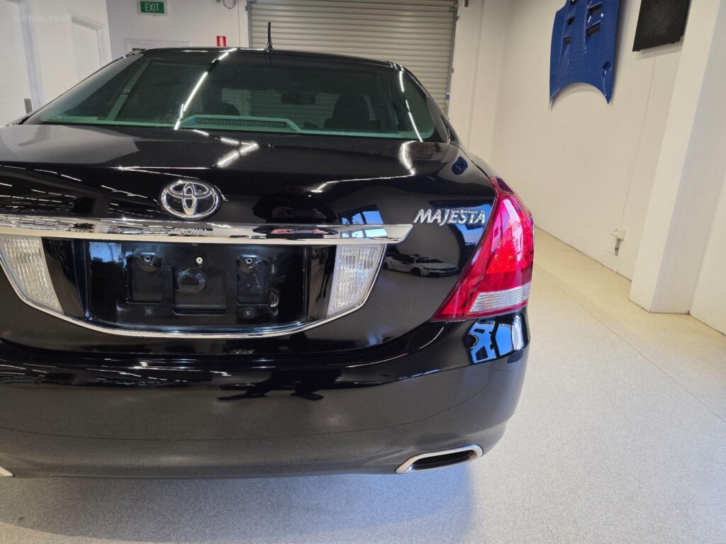 2010 Toyota Crown MAJESTA C-TYPE 2WD URS206