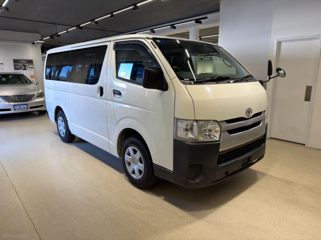 2016 TOYOTA HIACE LWB TRH200
