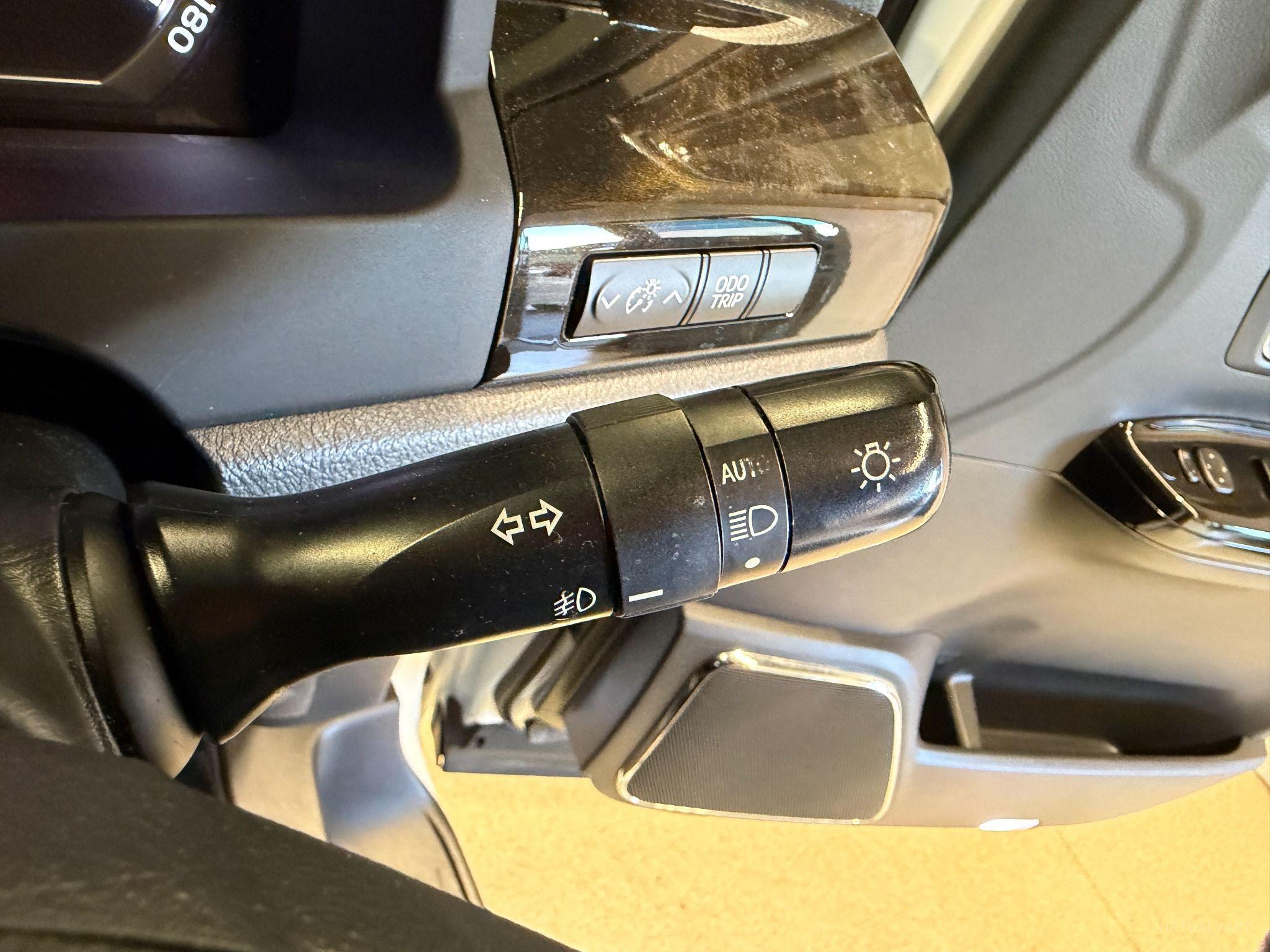 2011 TOYOTA ALPHARD V6 GGH20