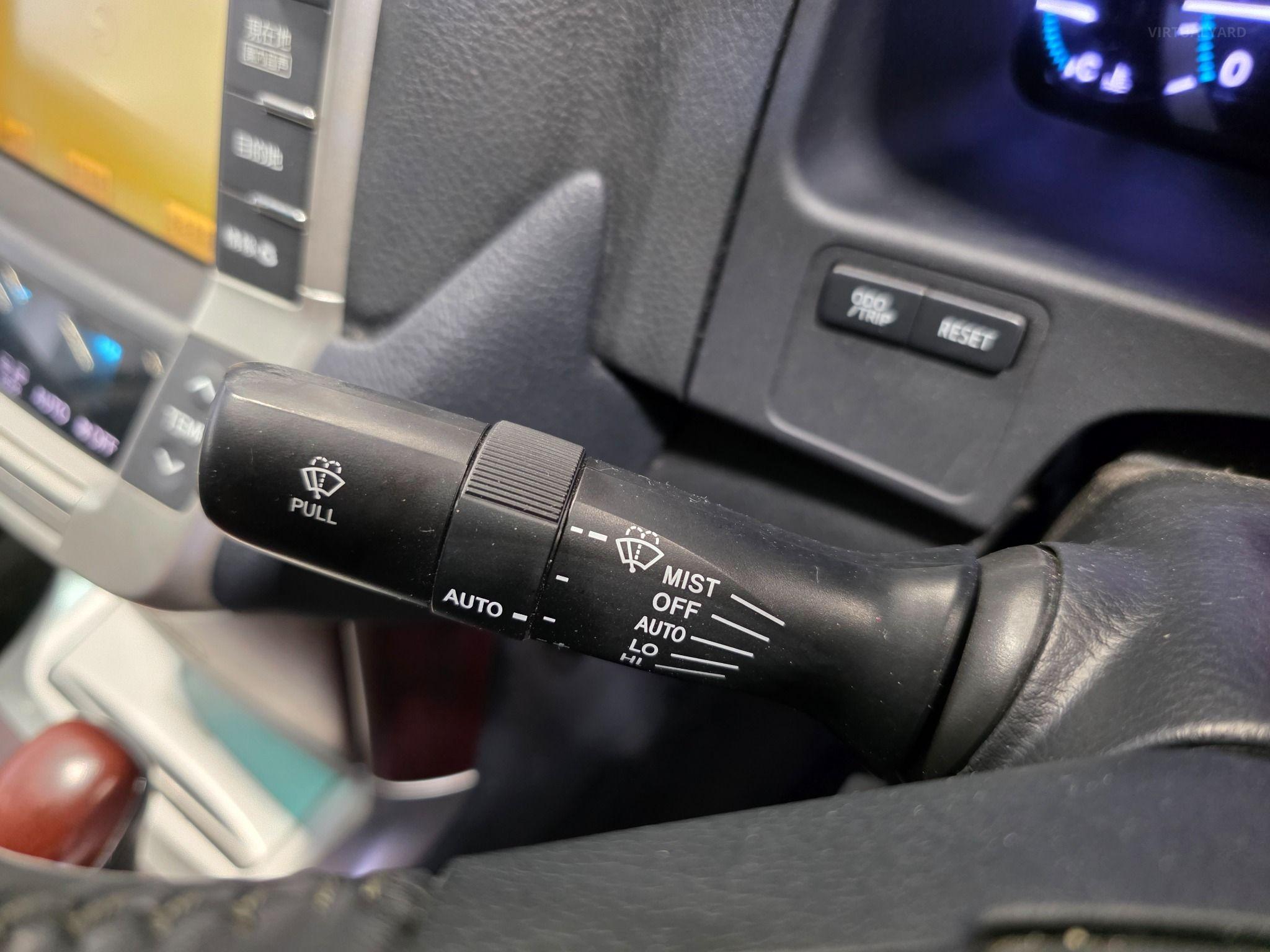 2009 TOYOTA CROWN MAJESTA V8 C-TYPE