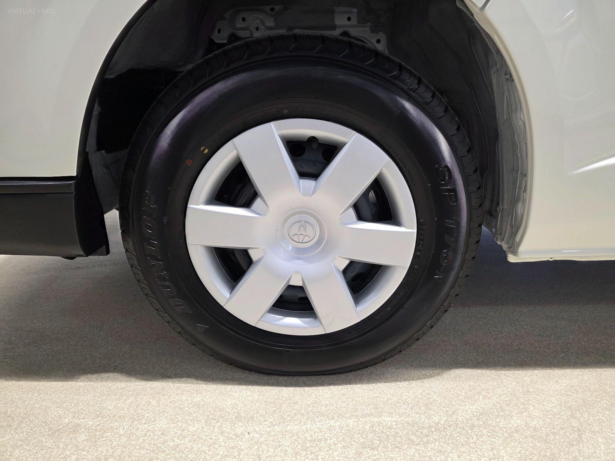 2024 Toyota Hiace LONG DX TRH200