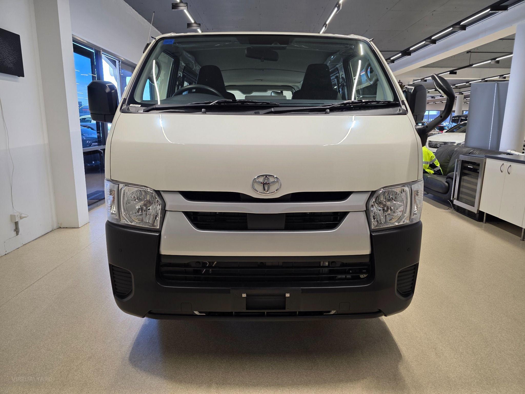 2024 Toyota Hiace LONG DX TRH200