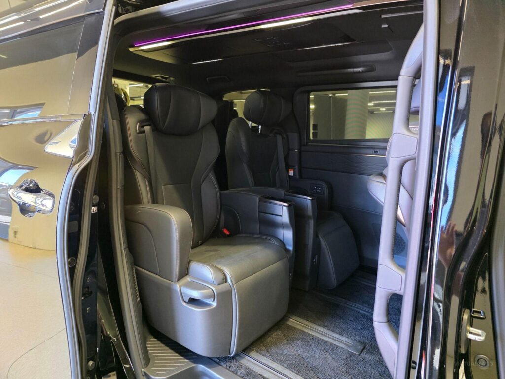 2024 TOYOTA ALPHARD HYBRID AAHH40
