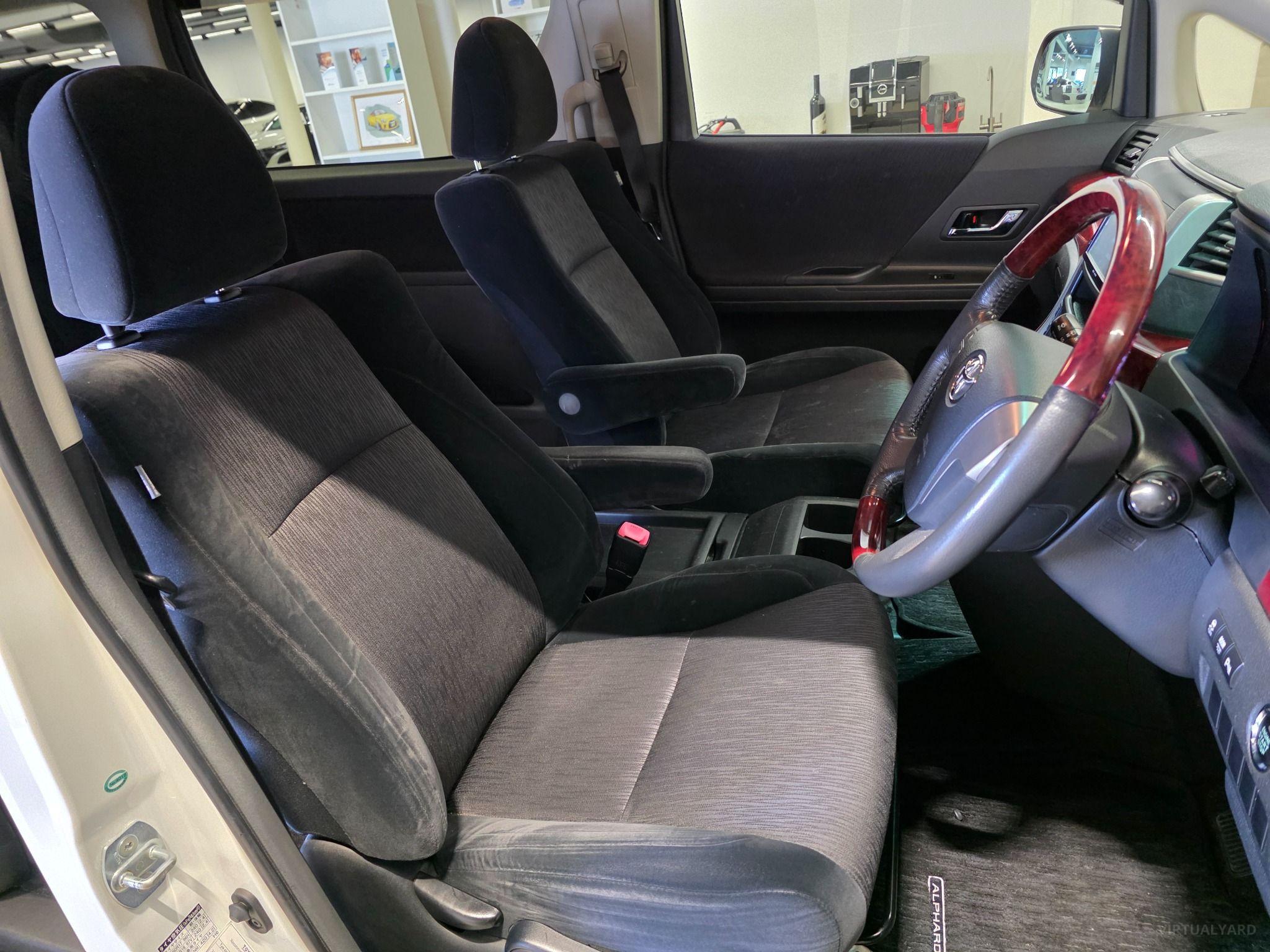 2010 TOYOTA ALPHARD 240S ANH20