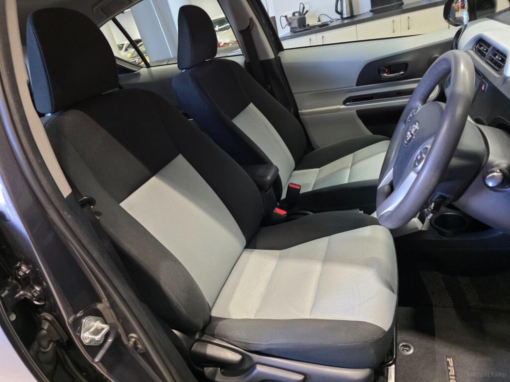 2014 TOYOTA PRIUS C HYBRID AUTO