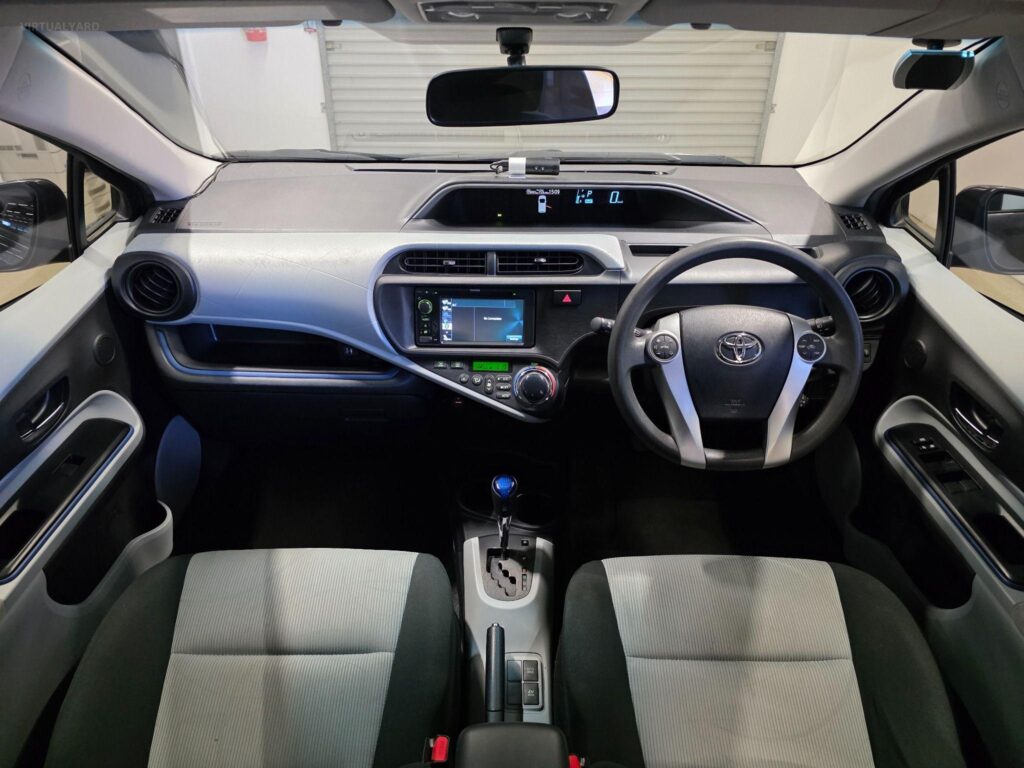 2014 TOYOTA PRIUS C HYBRID AUTO