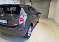 2014 TOYOTA PRIUS C HYBRID AUTO