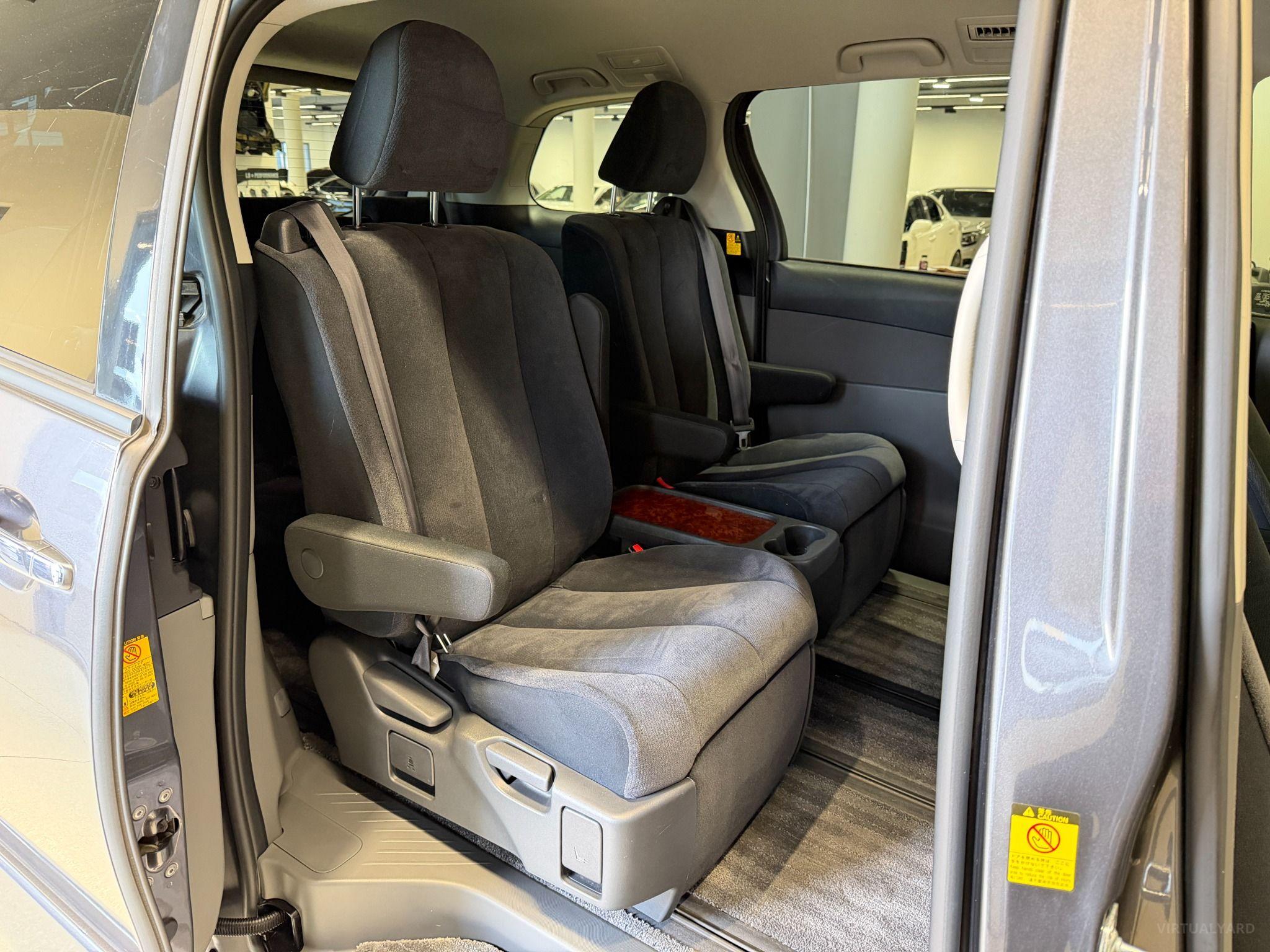 2011 TOYOTA ESTIMA ACR50