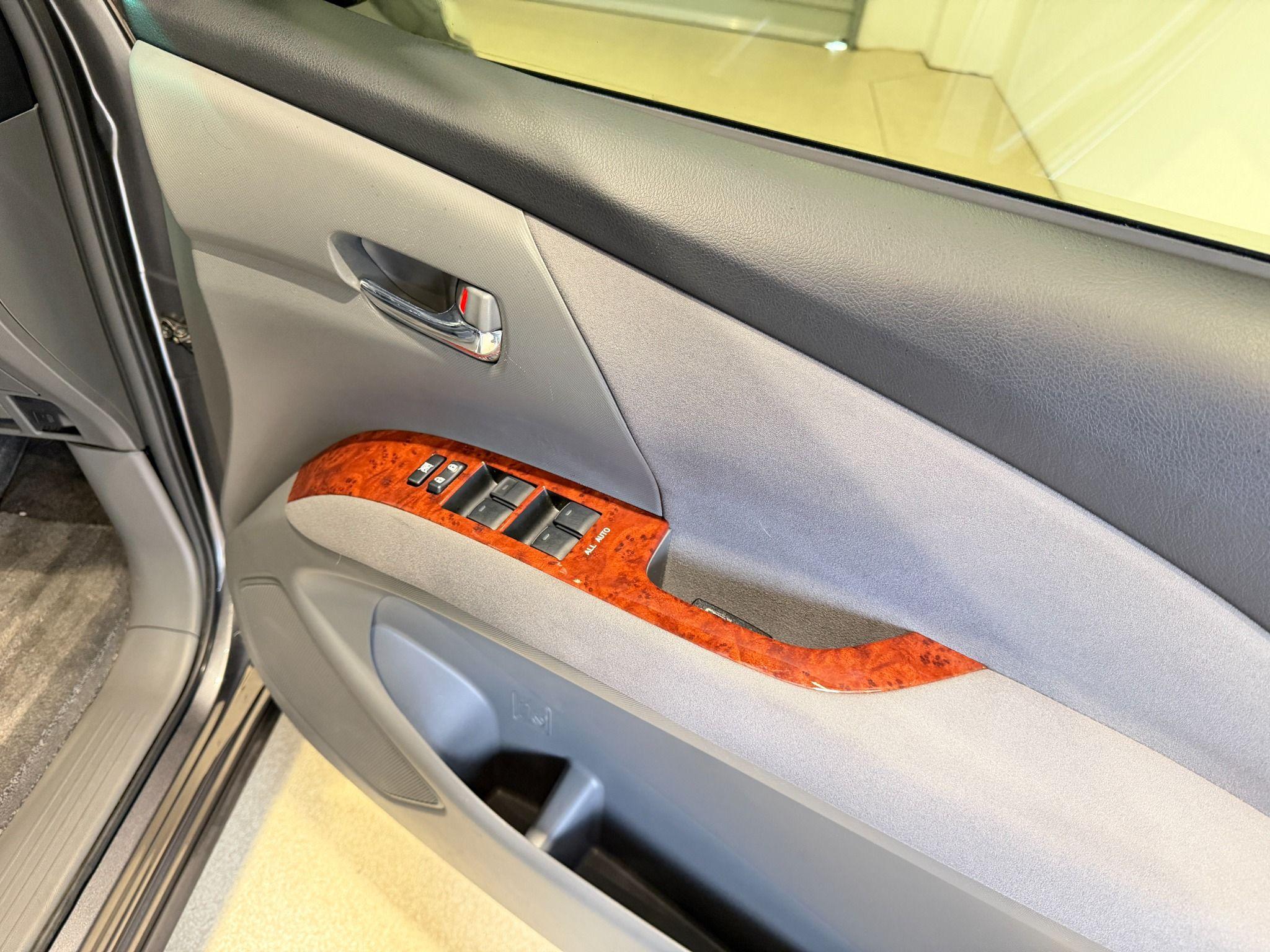 2011 TOYOTA ESTIMA ACR50