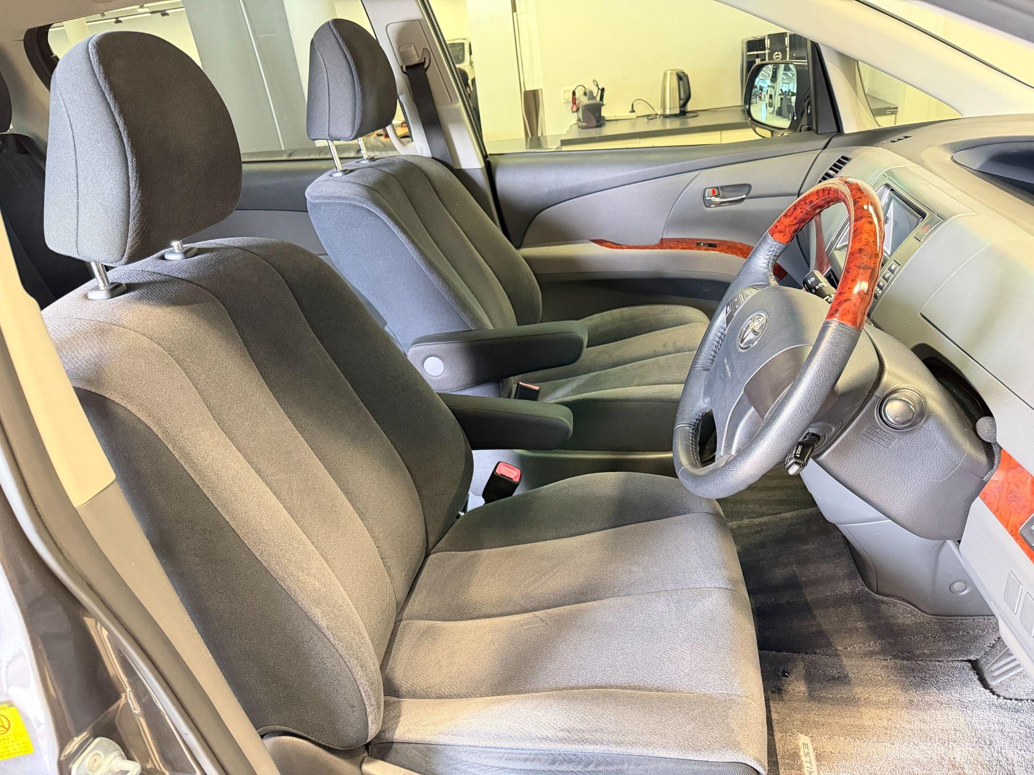 2011 TOYOTA ESTIMA ACR50