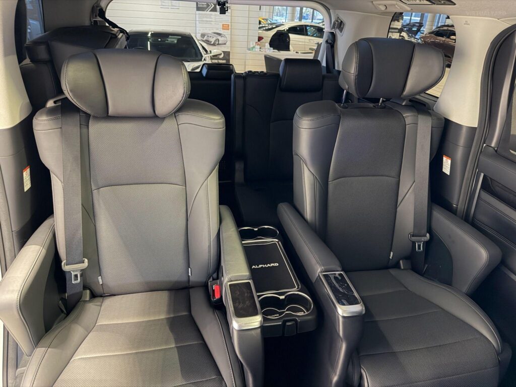2021 TOYOTA ALPHARD AGH30