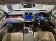 2012 TOYOTA CROWN HYBRID GWS204