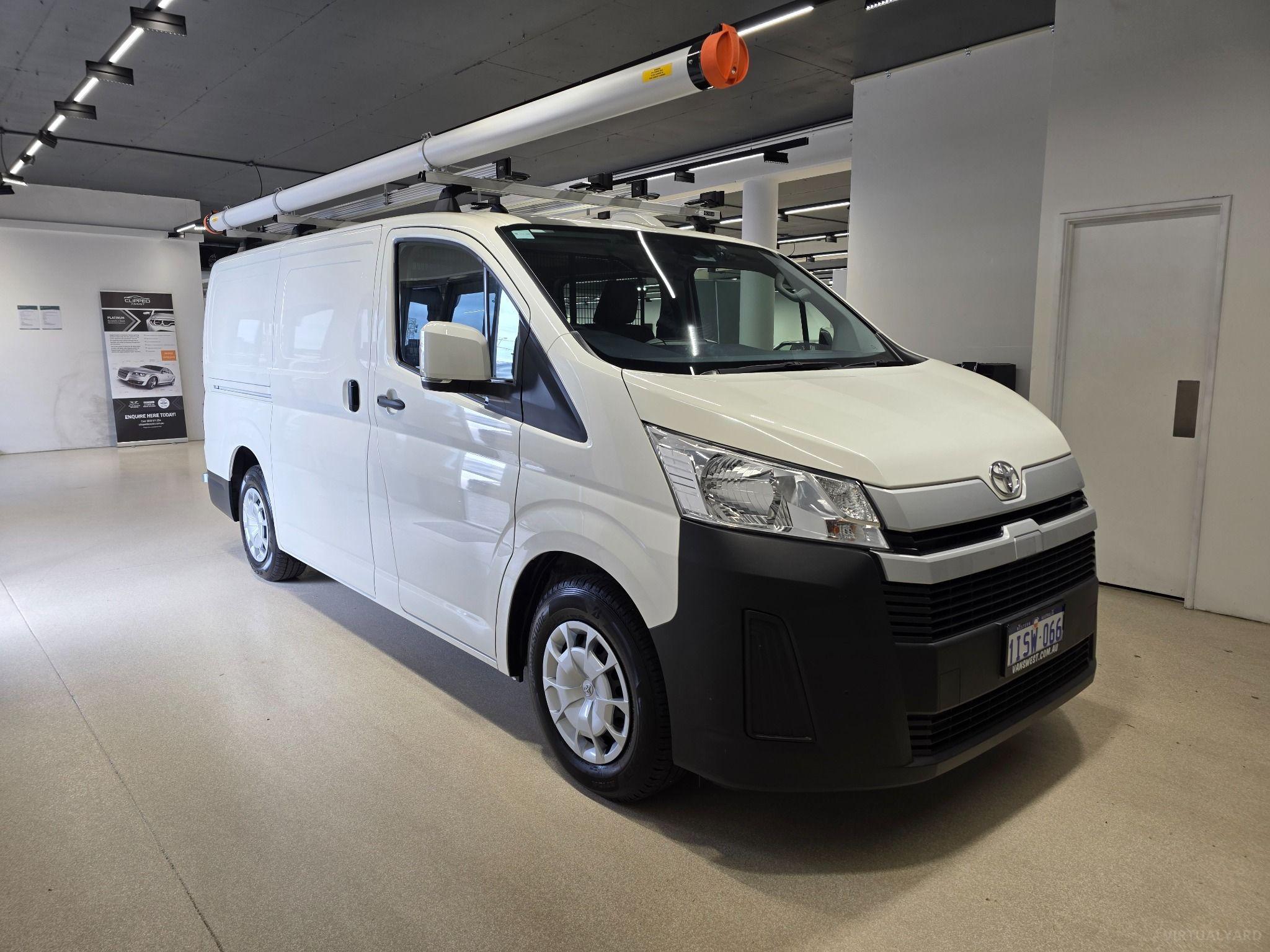 2024 TOYOTA HIACE LWB (4 DOOR OPTION) GDH300R