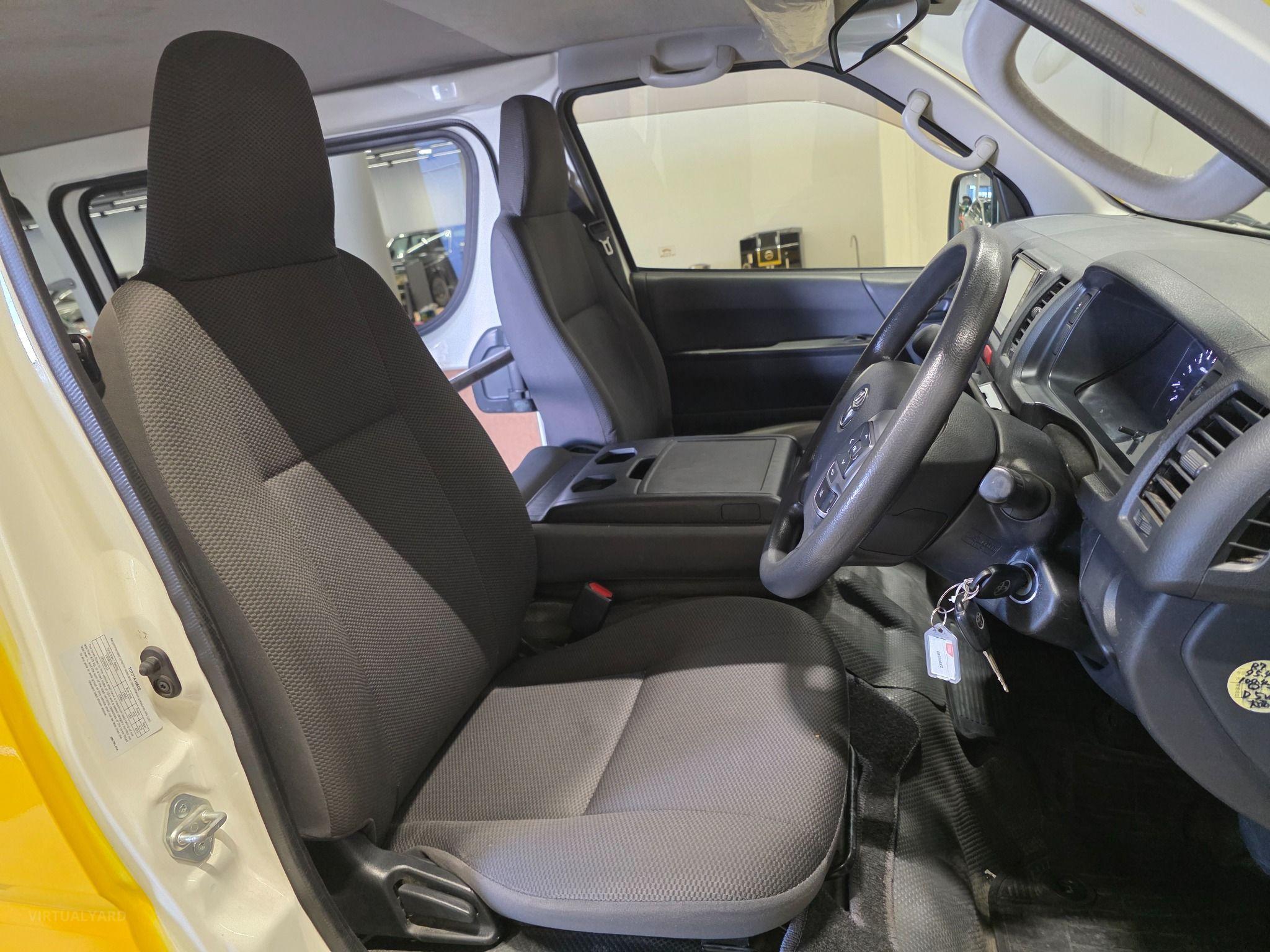 2020 TOYOTA HIACE GDH201