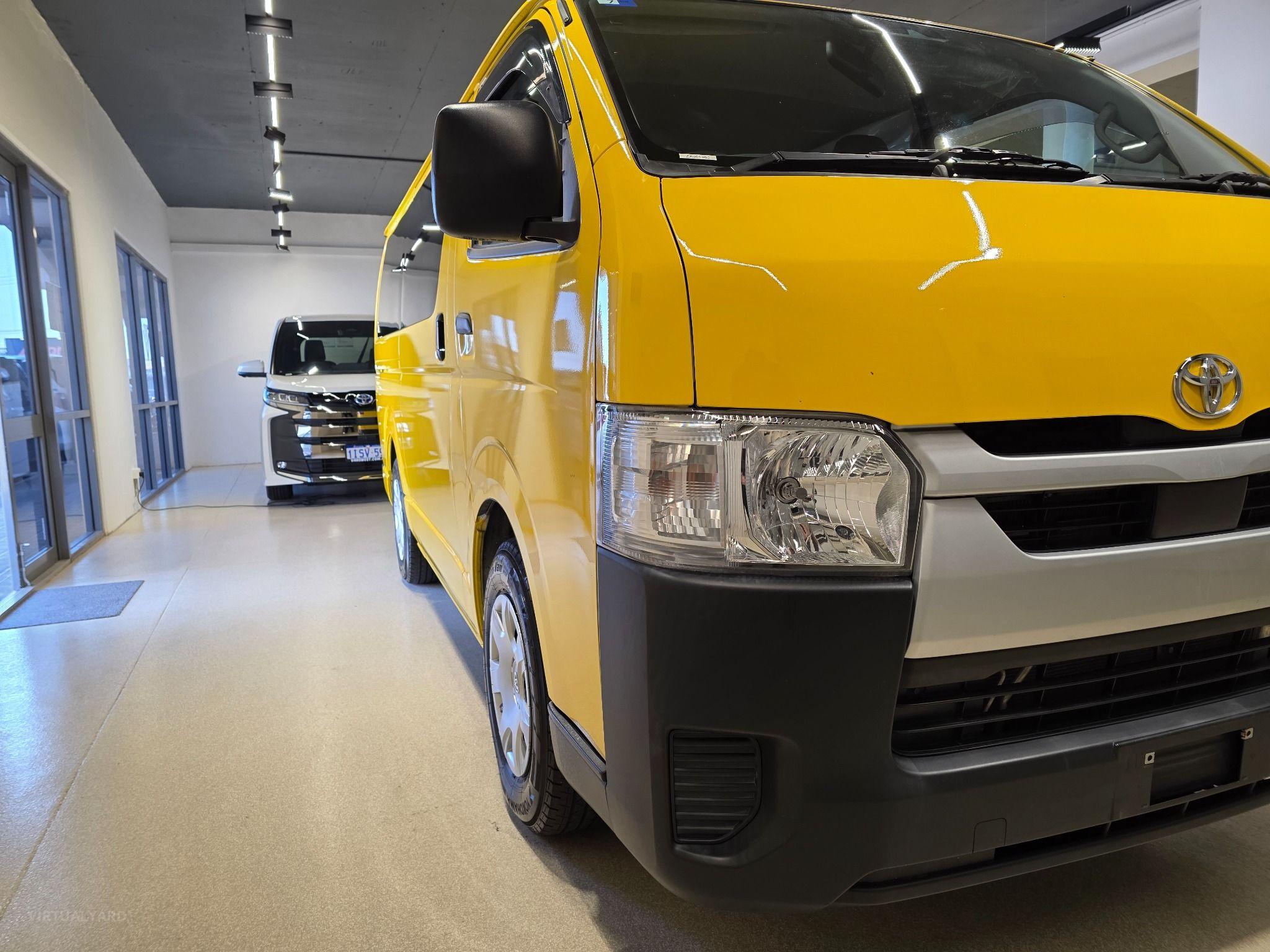 2020 TOYOTA HIACE GDH201