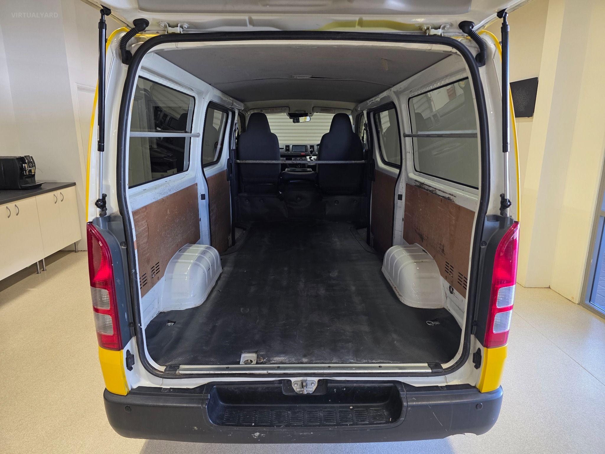 2020 TOYOTA HIACE GDH201