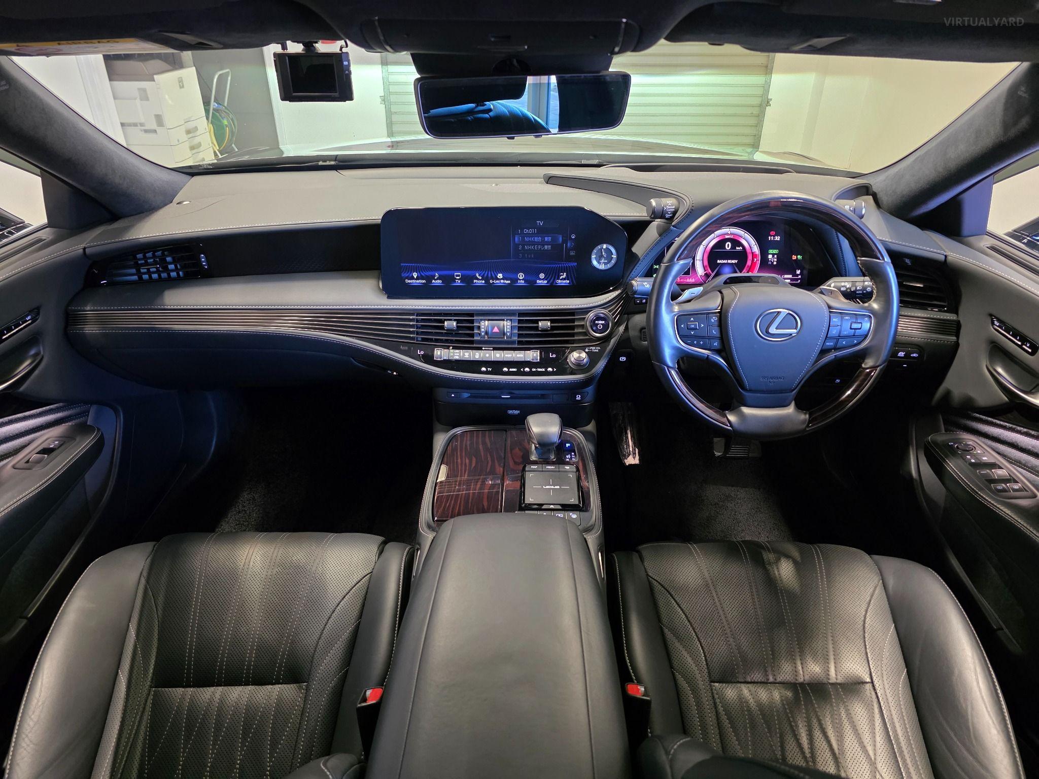 2022 LEXUS LS500h VERSION L ADVANCED DRIVE GVF55