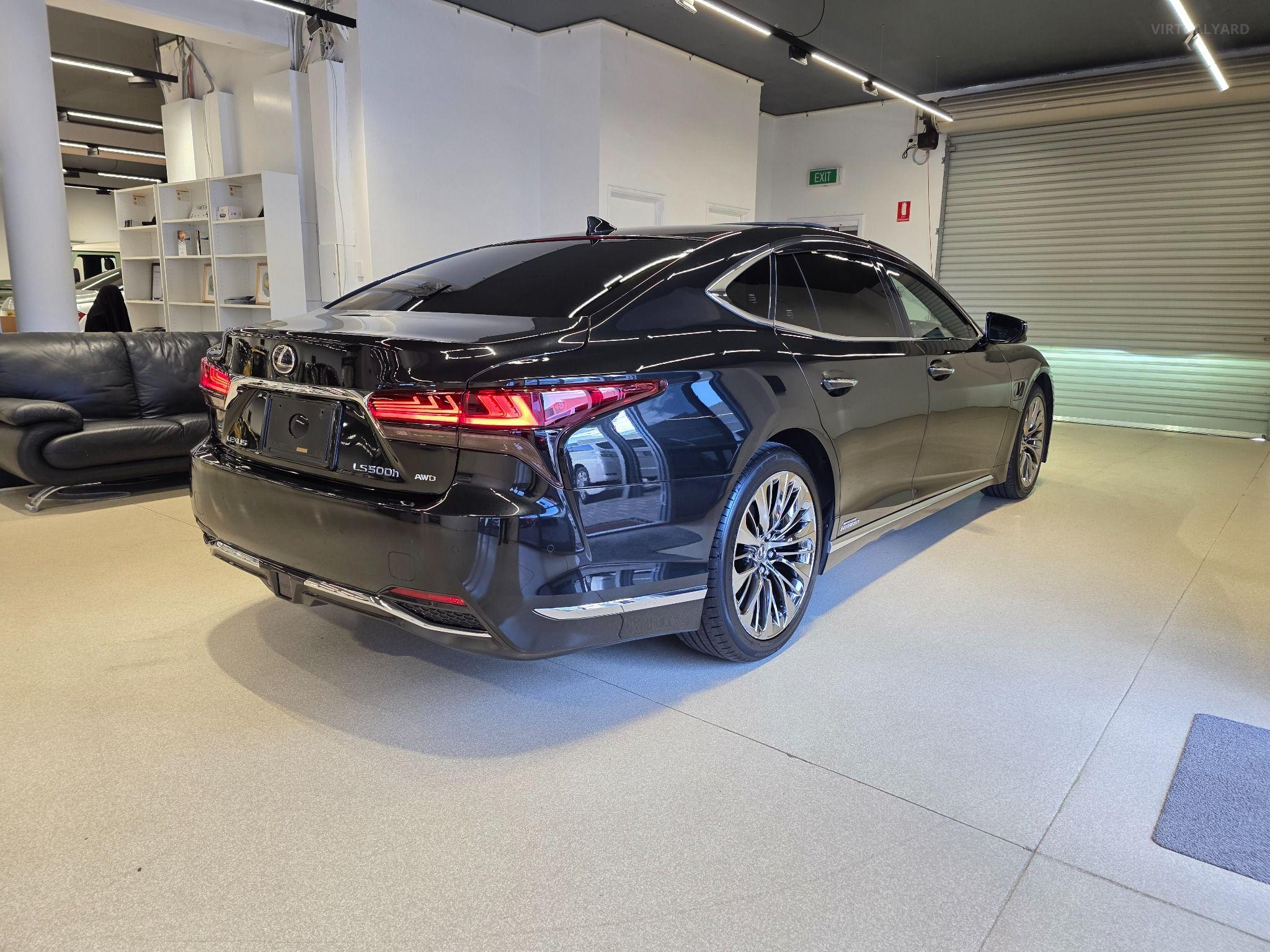 2022 LEXUS LS500h VERSION L ADVANCED DRIVE GVF55