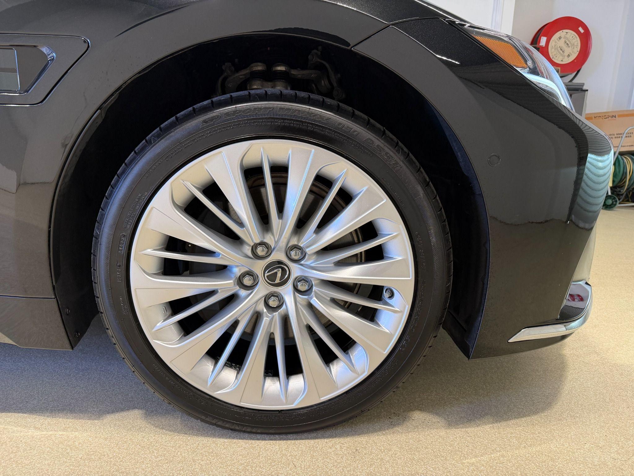 2022 LEXUS LS500h VERSION L ADVANCED DRIVE GVF55