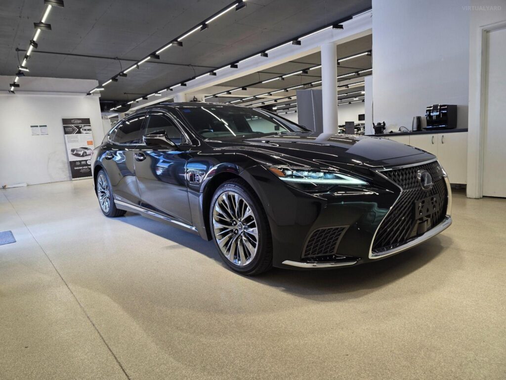 2022 LEXUS LS500h VERSION L ADVANCED DRIVE GVF55