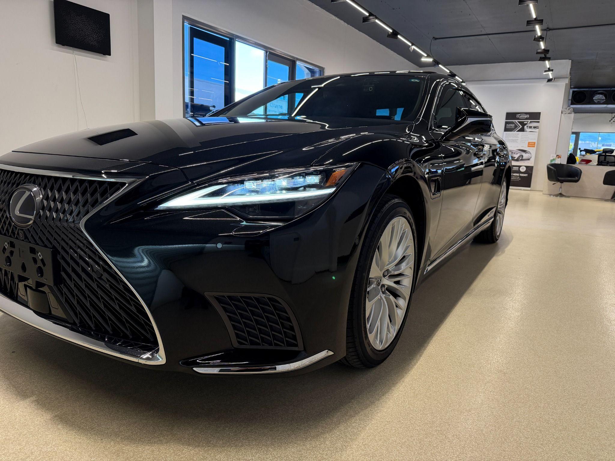 2022 LEXUS LS500h VERSION L ADVANCED DRIVE GVF55