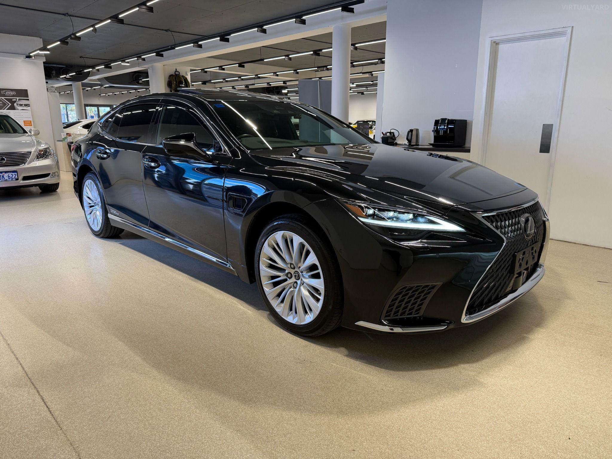 2022 LEXUS LS500h VERSION L ADVANCED DRIVE GVF55