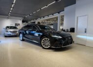 2022 LEXUS LS500h VERSION L ADVANCED DRIVE GVF55