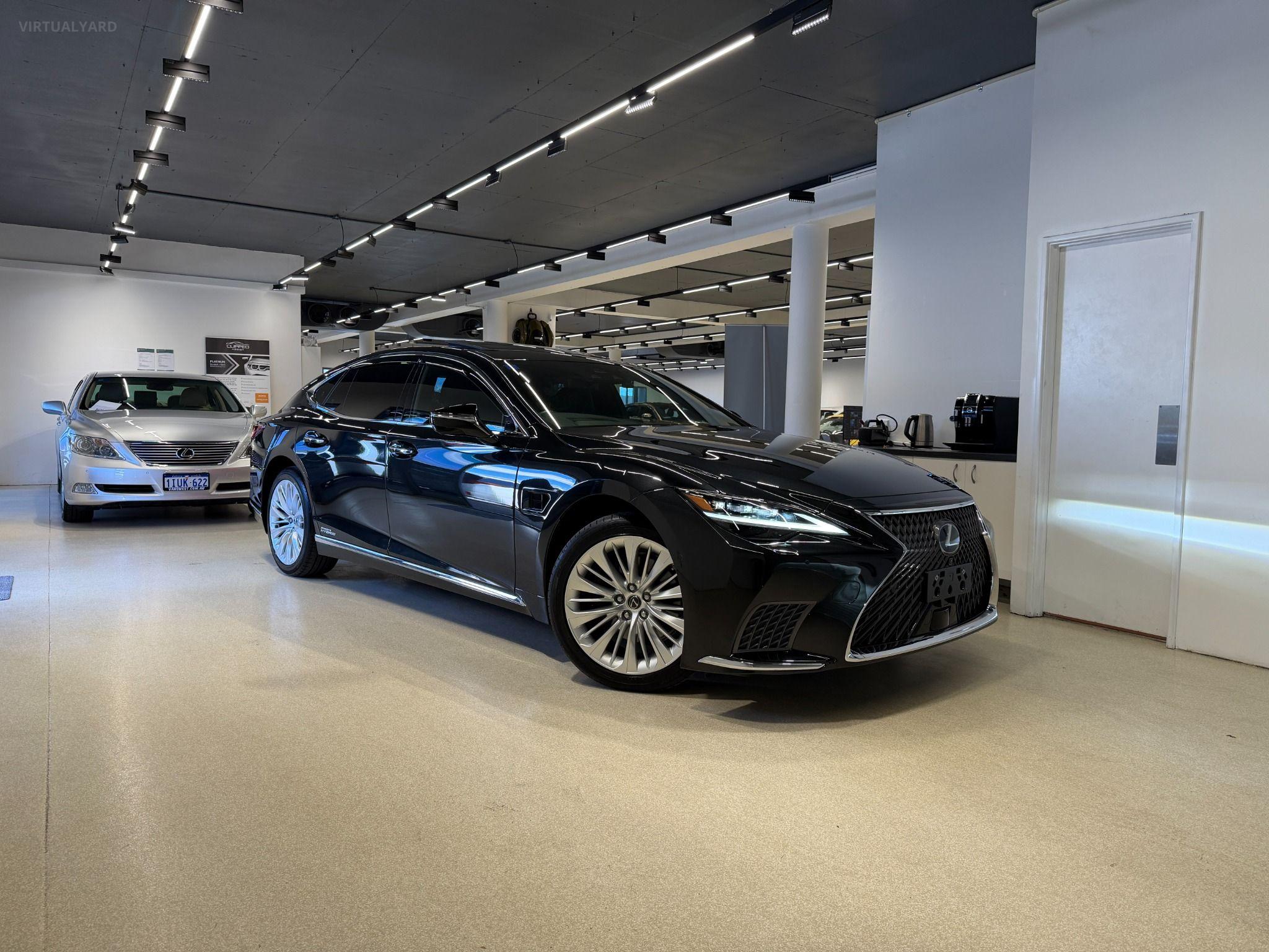 2022 LEXUS LS500h VERSION L ADVANCED DRIVE GVF55